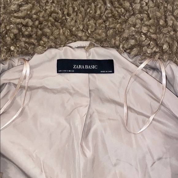 Zara Basic, Fuzzy, Sherpa, camel color, size S - Picture 3 of 3